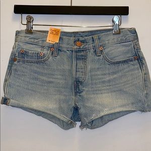 Levi’s 501 cut off jean shorts size 25